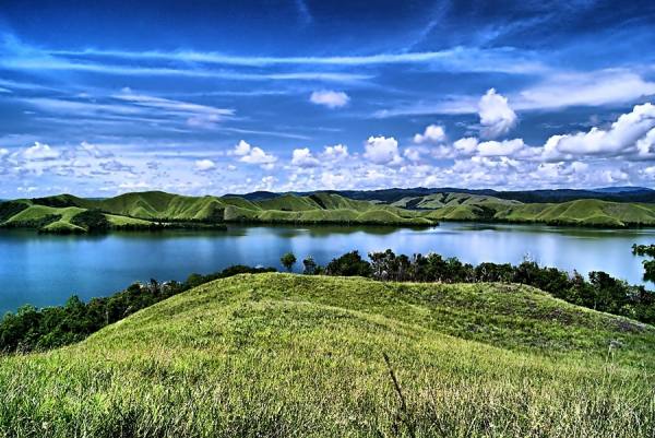 Photograph Pasaribu Bond Sengkiu  Silent Morning on One Eyeland